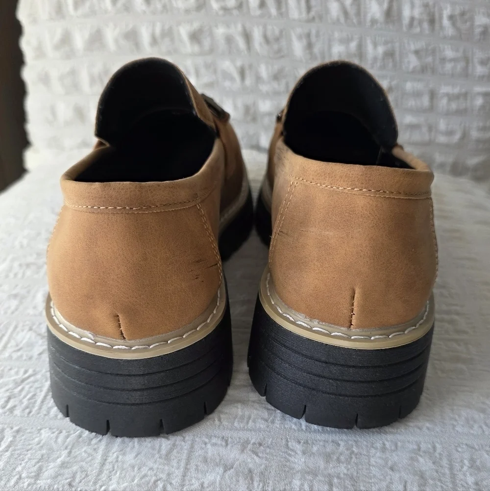 Elegant Women's Brown Loafers with Black Sole
